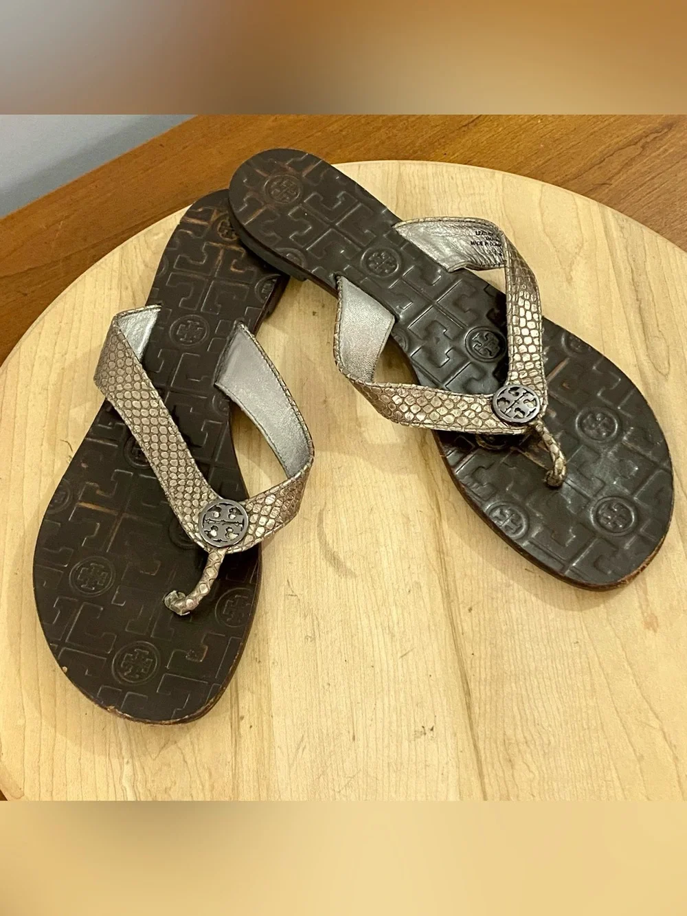 Tory Burch Thora Thong Flip Flop Sandals Snakeskin Brown Leather Metallic Sz 9 M